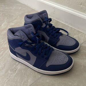 original nike shoe!! size 7